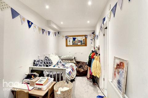 22 Hart Hill Drive, Luton, LU2 0AX