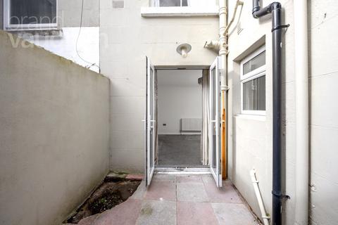 1 bedroom flat for sale, Lansdowne Street, Hove, East Sussex, BN3