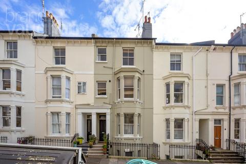Lansdowne Street, Hove, BN3