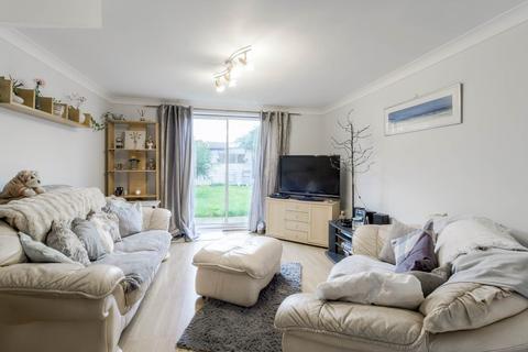 2 bedroom terraced house for sale, Ampleforth, Milton Keynes MK10
