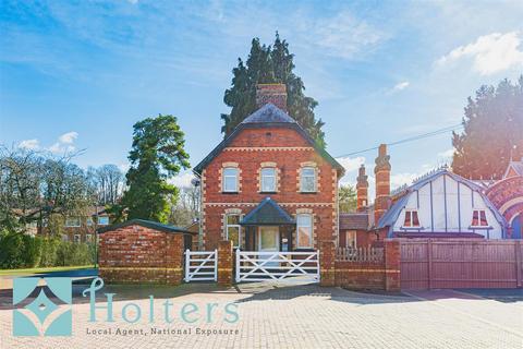 3 bedroom link detached house for sale, Bath House, Teme Street, Tenbury Wells