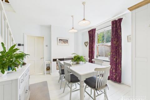 undefined, Sherfield Green, Hook RG27