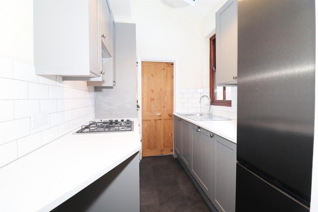 Fitted kitchen