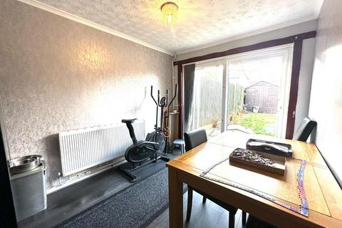 3 bedroom end of terrace house for sale, Midfield Court, Thorplands, Northampton NN3