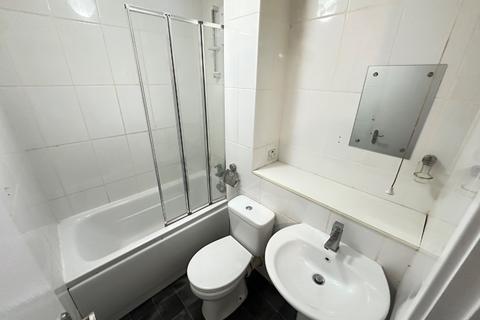 1 bedroom apartment to rent, Gilderdale, Luton, Bedfordshire, LU4 9NB