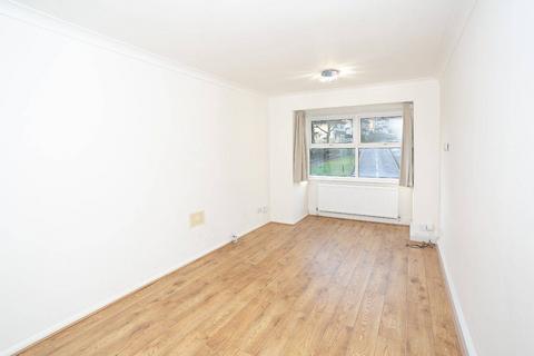 2 bedroom flat to rent, Warners End Road, Hemel Hempstead, HP1