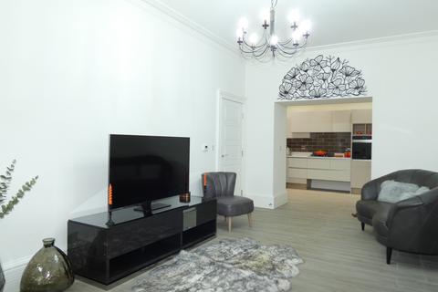 1 bedroom flat for sale, High Royds Fold, Menston LS29