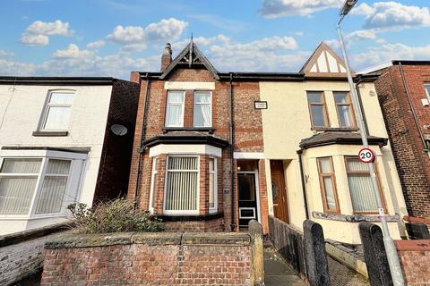 3 bedroom terraced house for sale, Gleaves Road, Eccles, M30