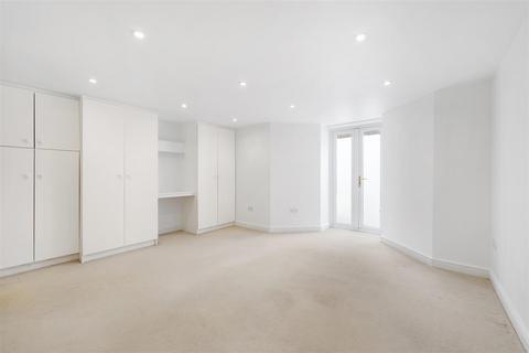 2 bedroom flat for sale, Hurstbourne Road, Forest Hill, London, SE23