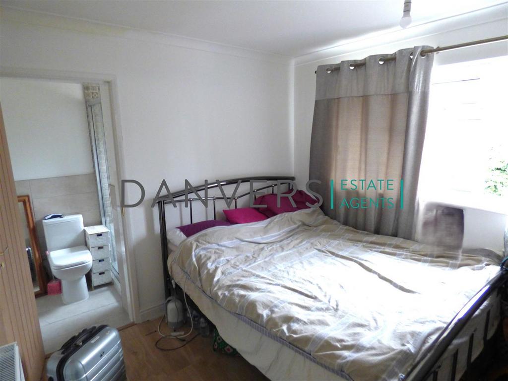 Bedroom 3.jpg