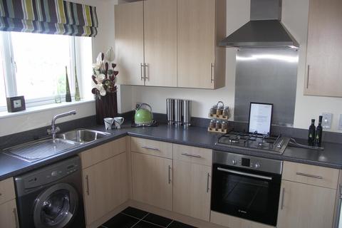 2 bedroom flat to rent, St Hughs Avenue, High Wycombe, HP13