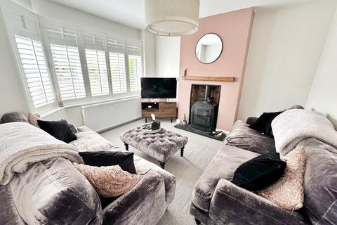 3 bedroom semi-detached house for sale, Moor Lane, Woodford