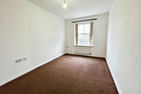 2 bedroom flat for sale, Lilac Gardens, Bolton, BL3