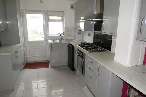 25 Chattock Close, Birmingham, B36 8AJ