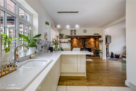 3 bedroom semi-detached house for sale, 2 Severnside South, Bridgnorth, Shropshire