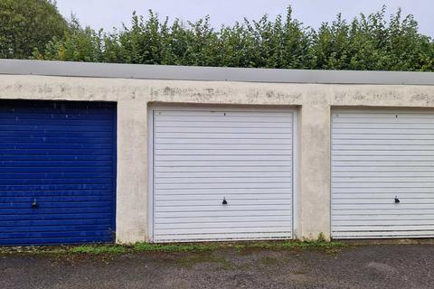 Castle Road, Great Bedwyn SN8