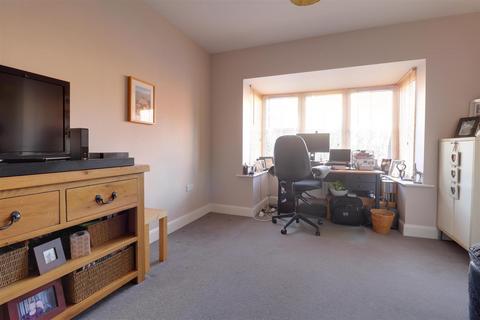 20 Goss Place, Alsager, Stoke-on-trent, ST7 2LR