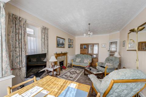 2 bedroom bungalow for sale, Green Park, Ferring, Worthing, West Sussex, BN12