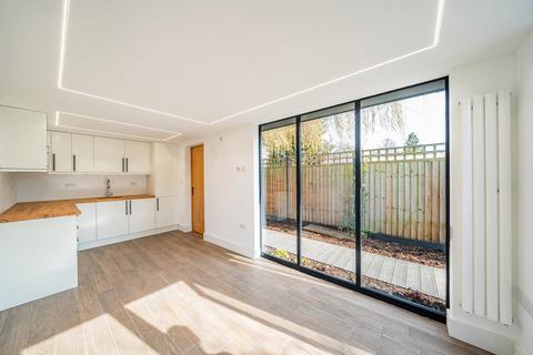 83 Balmoral Road, Harrow, HA2 8TE