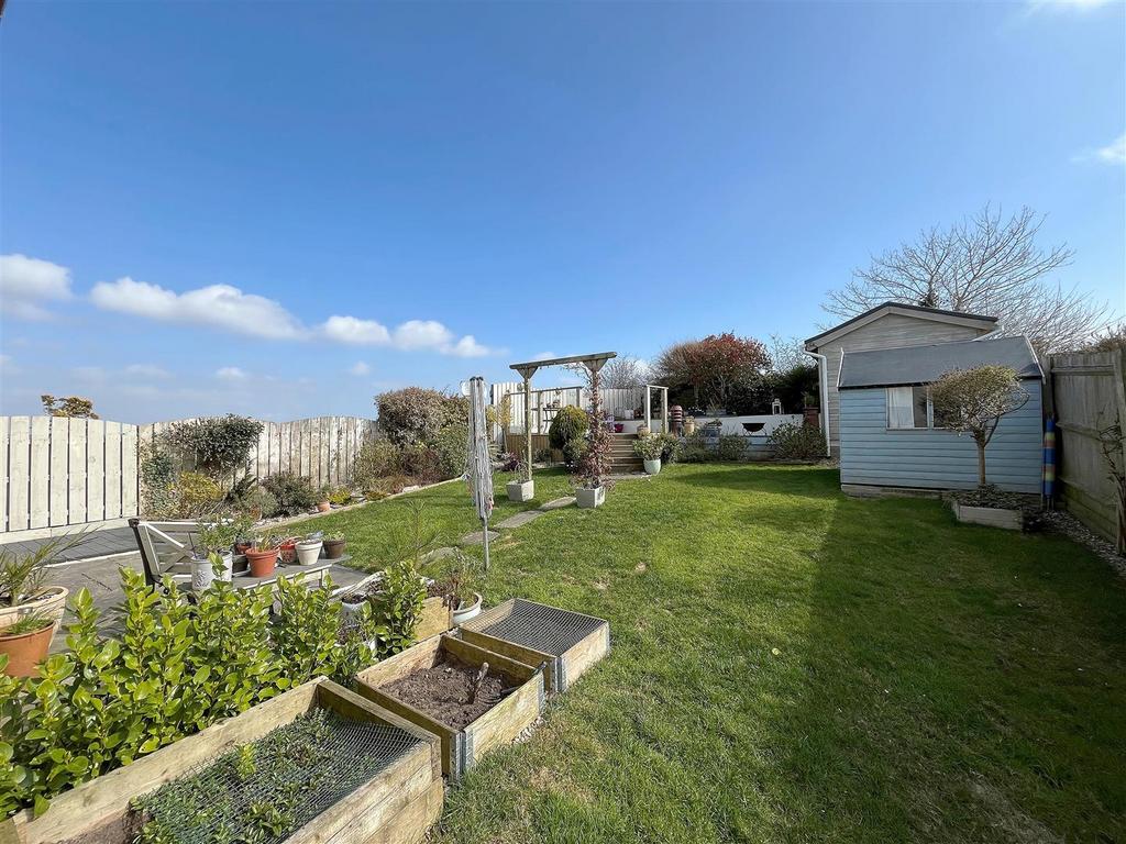 Garden 2.jpg