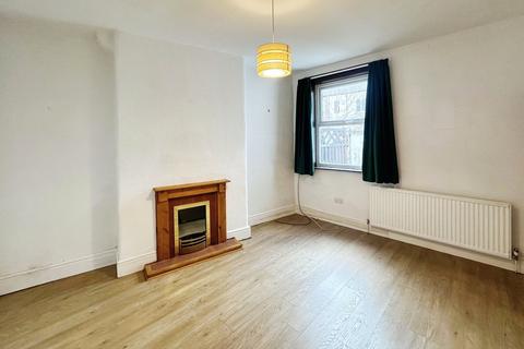 2 bedroom end of terrace house to rent, Watson Street, Eccles, Manchester, Greater Manchester, M30