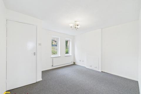 3 bedroom end of terrace house for sale, Syringa Walk, Banbury OX16