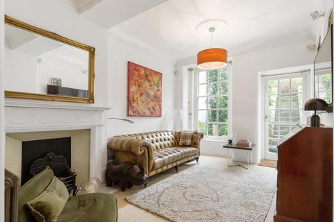 2 bedroom apartment for sale, London SW3