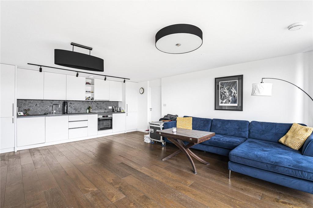 Kitchen/Reception