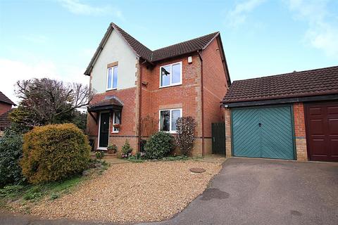 3 bedroom detached house for sale, Stanford Way, East Hunsbury