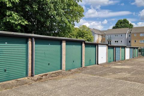 Garage to rent, Pelican Way, Letchworth Garden City SG6