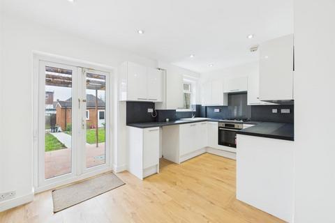 4 bedroom house for sale, Exmouth Road, Ruislip HA4