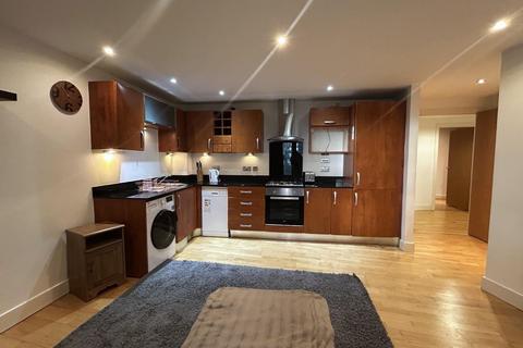 2 bedroom apartment to rent, Armouries Way, Leeds