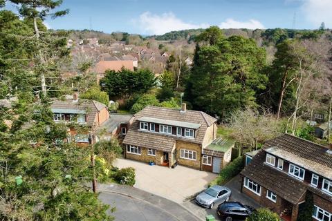 4 bedroom house for sale, Hillcrest Road, Camberley GU15