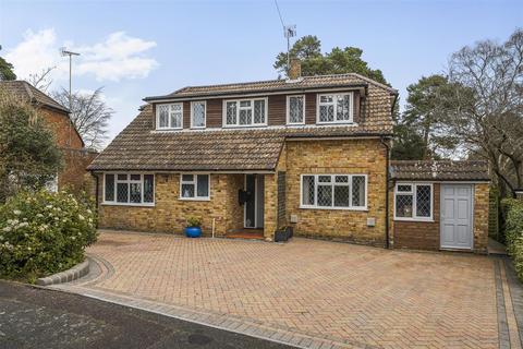 Hillcrest Road, Camberley GU15
