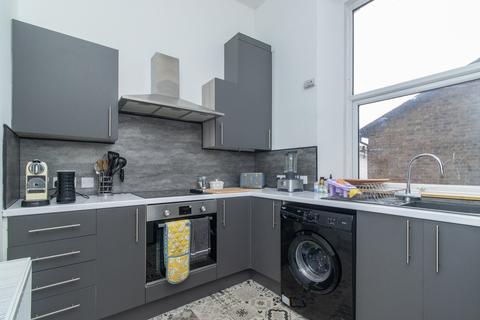 2 bedroom flat for sale, Edgar Road, Cliftonville, CT9