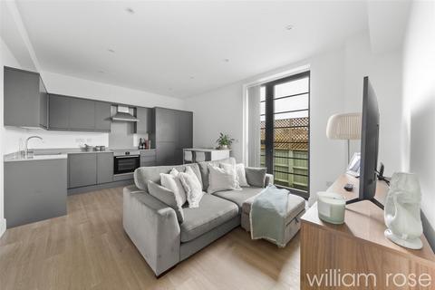 1 bedroom apartment for sale, 222-228 Maybank Road, London E18