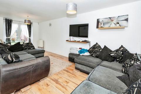 3 bedroom terraced house for sale, Whittaker Road, Slough SL2