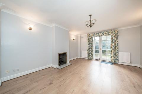 2 bedroom house to rent, Natalie Mews, Twickenham TW2