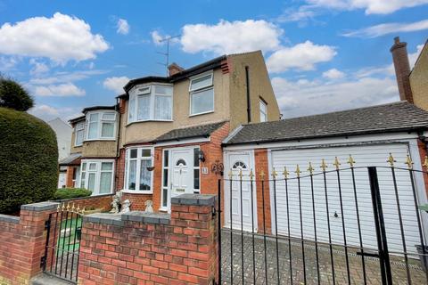 3 bedroom semi-detached house for sale, Seymour Road, Luton, Bedfordshire, LU1 3NL