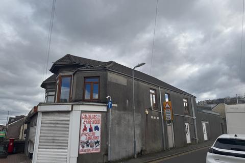 2 bedroom flat to rent, Payne Street, Neath