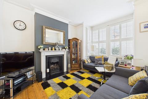 2 bedroom apartment for sale, Sidney Road, St Margarets Village