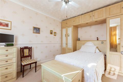 30 Stanley Road, Hornchurch, RM12 4JN