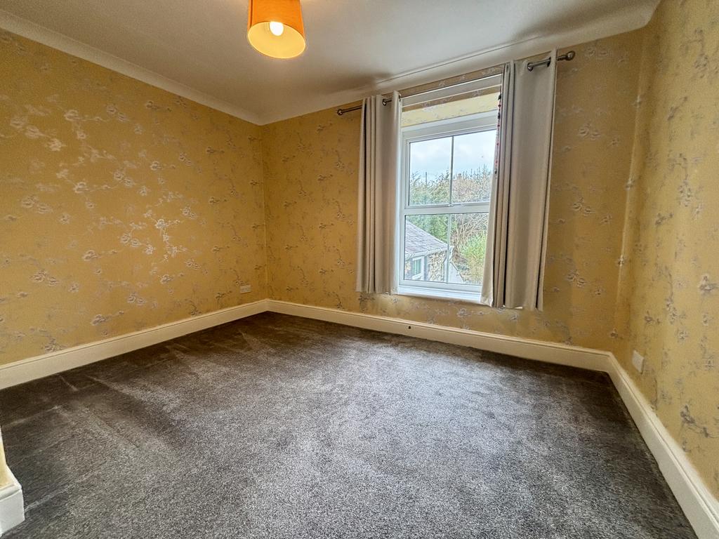 Front landing   bedroom 1