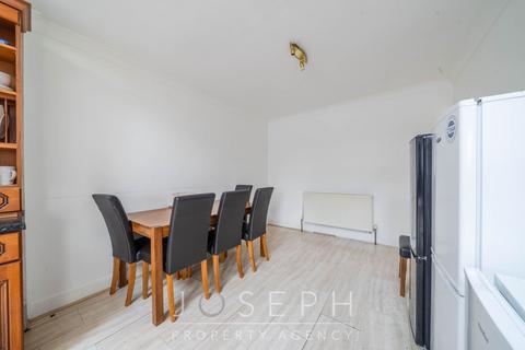 3 bedroom semi-detached house for sale, Severn Road, Ipswich, IP3