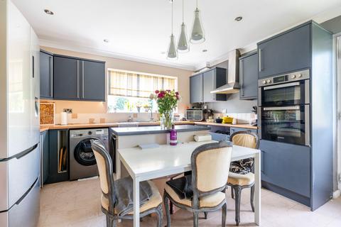 4 bedroom detached bungalow for sale, Norwich Road, Scoulton