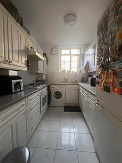 2 bedroom semi-detached house to rent, Argyle Road, London