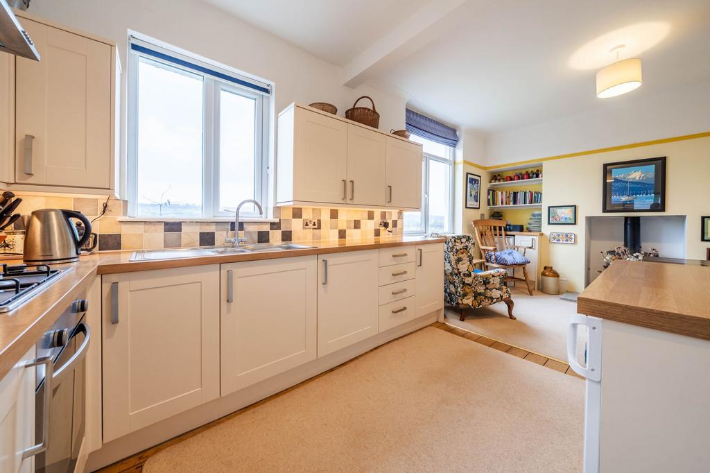 Kitchen diner