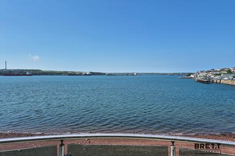 2 bedroom flat to rent, 31 Smoke House Quay, Milford Haven, Pembrokeshire. SA73 3BD
