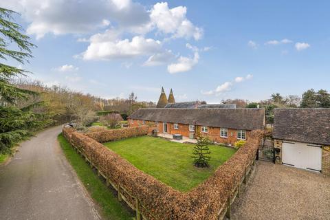 3 bedroom barn conversion for sale, Well Lane, Faversham ME13