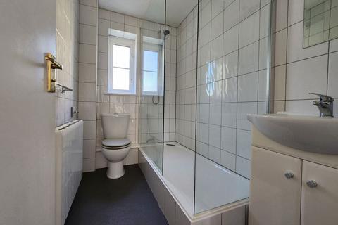 33 Burgess Close, Minster, Ramsgate, CT12 4BD
